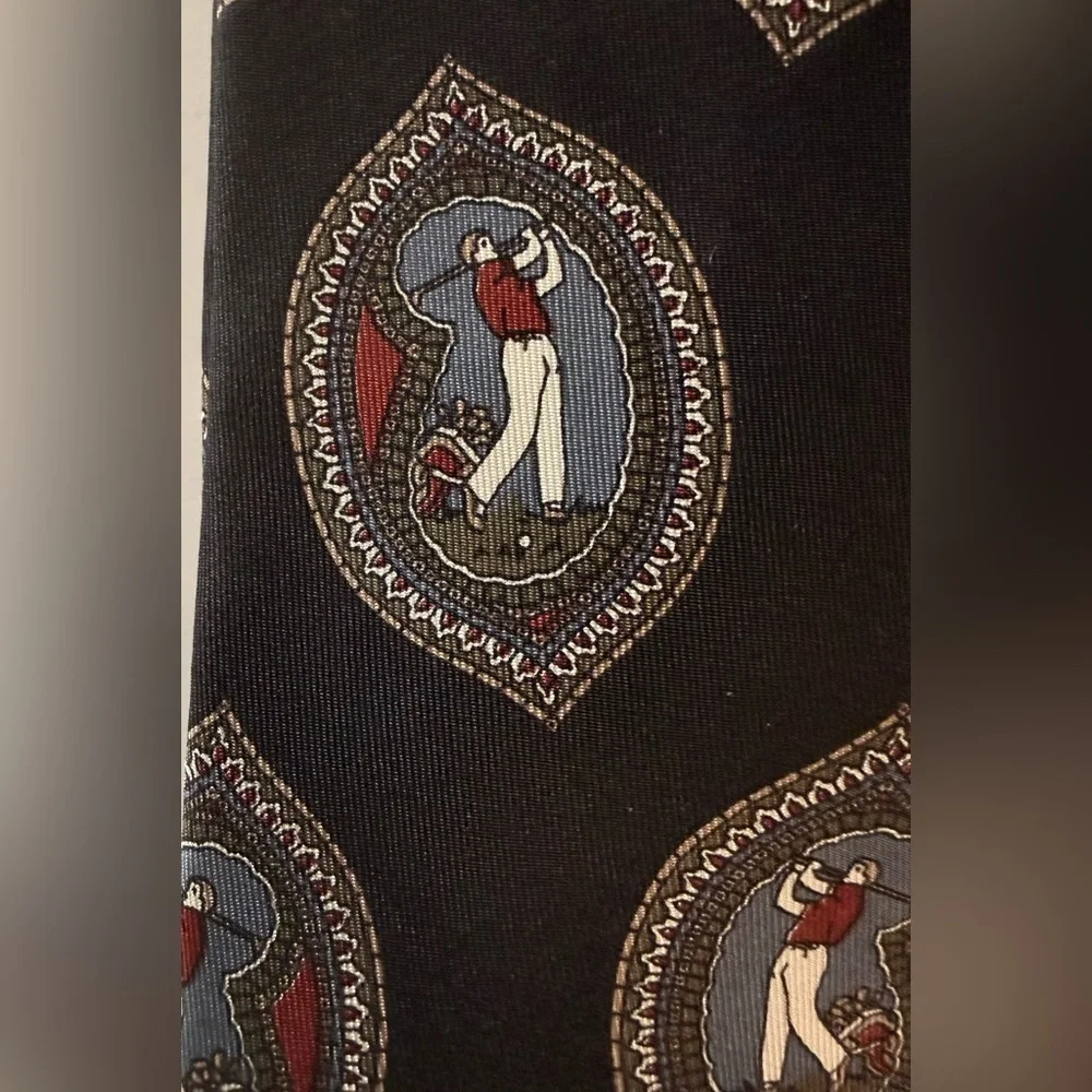 Vintage golfer tie